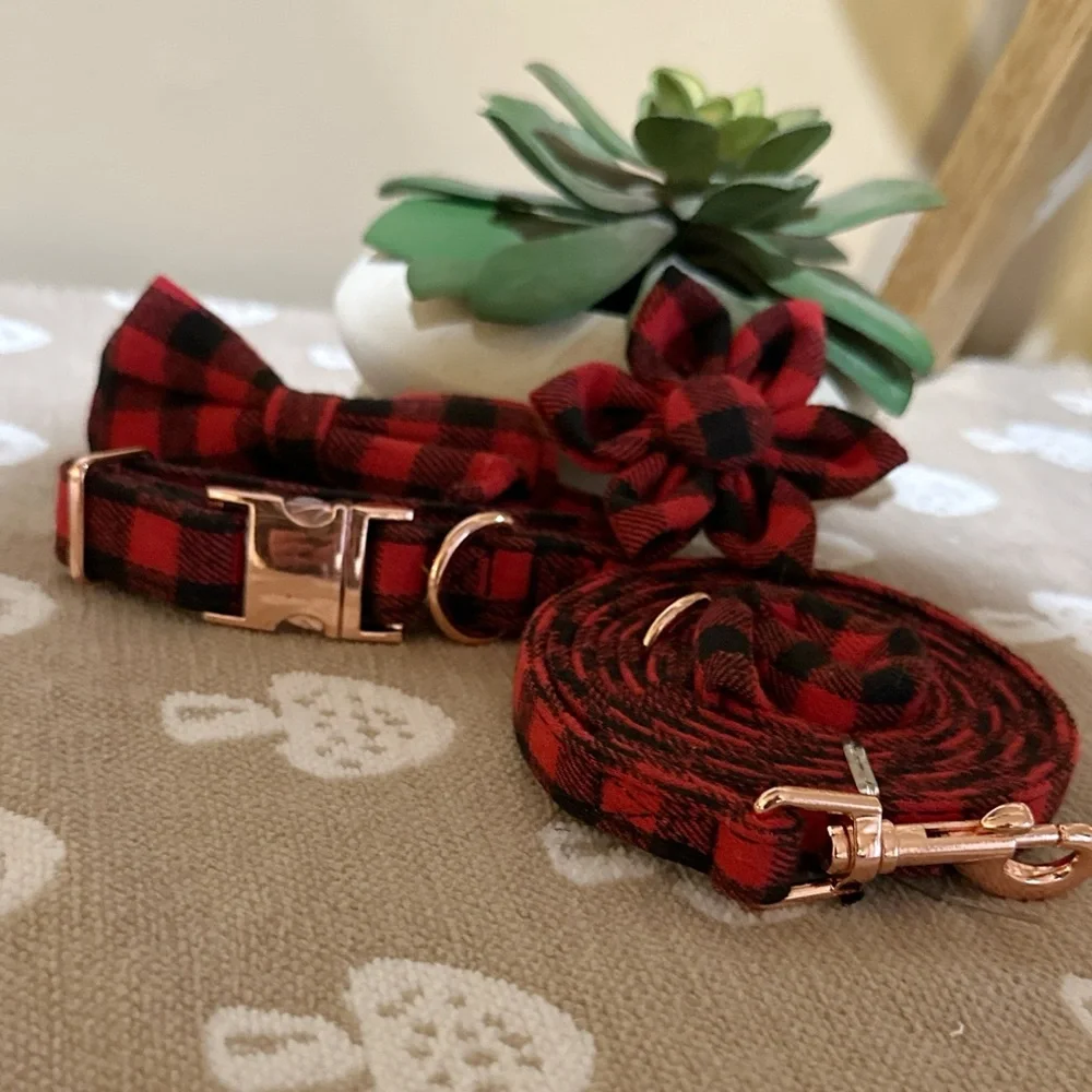 Buffalo Plaid Dog Collar Leash Set Medium Red Black 4 Piece NWT